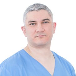 Хірург-проктолог вищої категорії: Оганов Олексій Геннадійович
